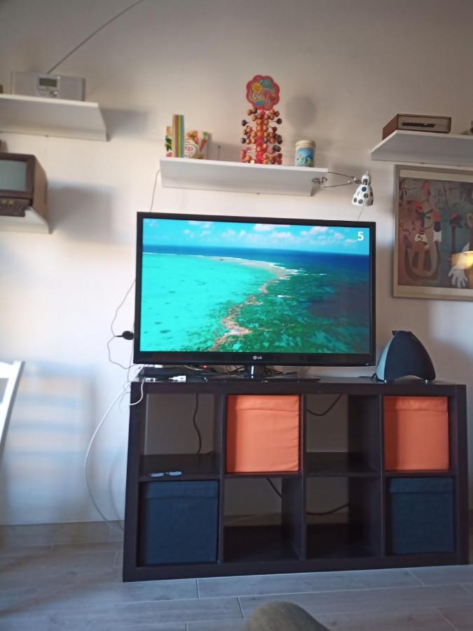 Grand F2 60Mq Centre Antibes, Proche Plages, Commerces, 2 Balcons, Parking, Train, Bus, Deco Vintage, Pet Friendly Екстериор снимка