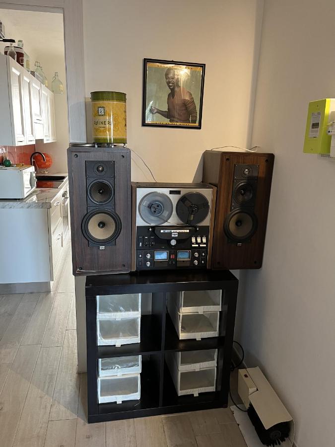 Grand F2 60Mq Centre Antibes, Proche Plages, Commerces, 2 Balcons, Parking, Train, Bus, Deco Vintage, Pet Friendly Екстериор снимка