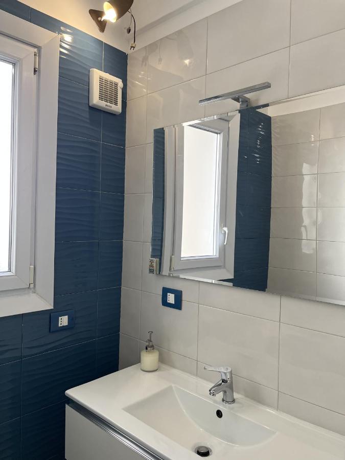 Grand F2 60Mq Centre Antibes, Proche Plages, Commerces, 2 Balcons, Parking, Train, Bus, Deco Vintage, Pet Friendly Екстериор снимка