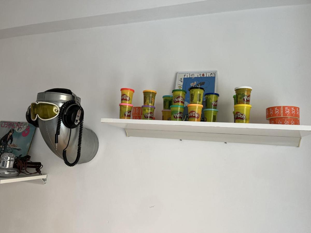 Grand F2 60Mq Centre Antibes, Proche Plages, Commerces, 2 Balcons, Parking, Train, Bus, Deco Vintage, Pet Friendly Екстериор снимка